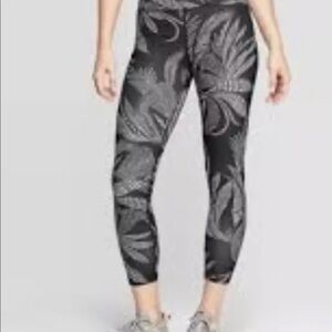 JoyLab Charcoal & White Leaf Leggings